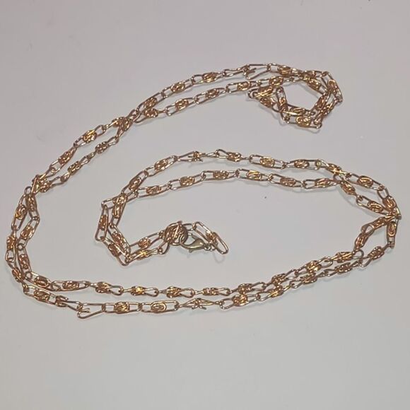Simple chain. 42" - Picture 1 of 3
